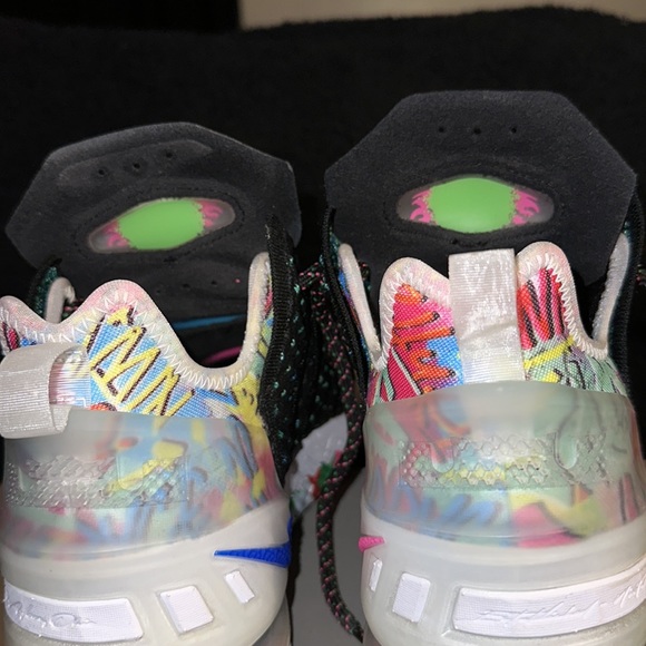 Nike LeBron XVIII “James Gang” / Black - Pink Blast Multi Color - Picture 8 of 13